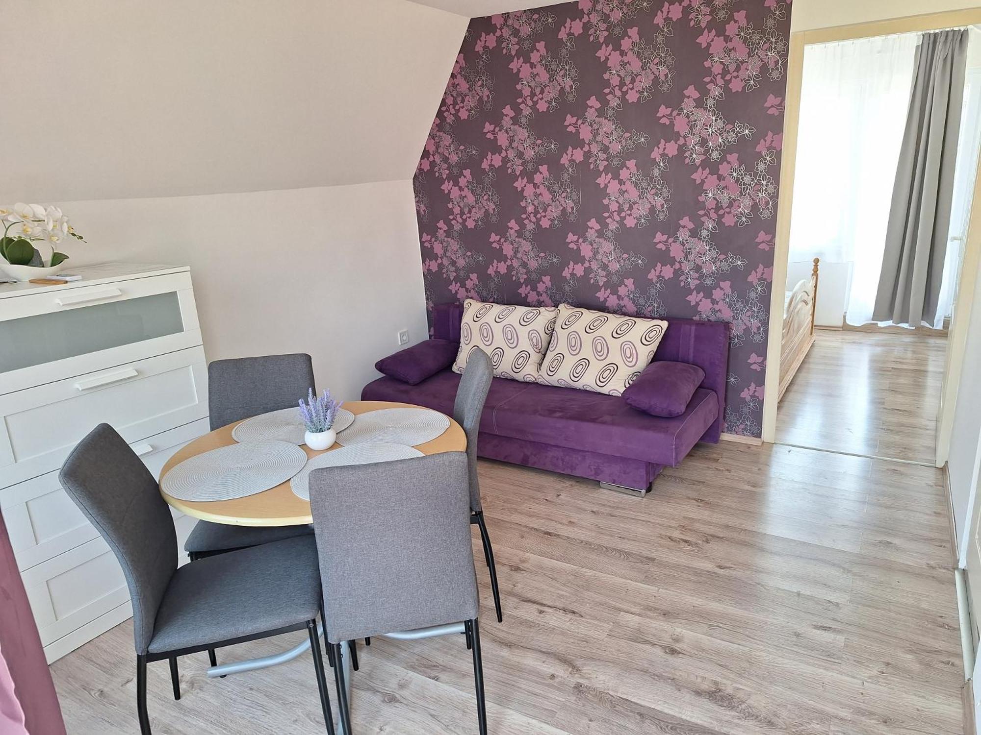 Nikolett Apartman Hajduszoboszlo Exterior photo